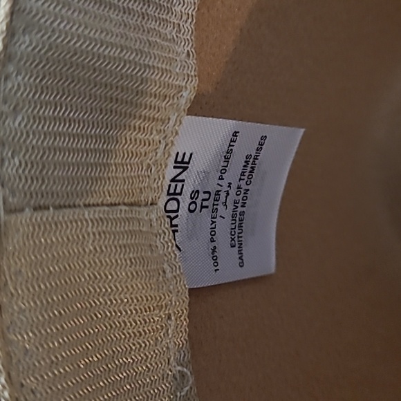 Beaded Hat & Earrings - Picture 7 of 9